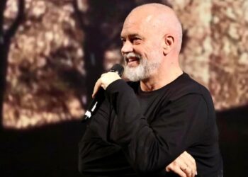 KLSH kërkon shkarkimin, Rama i mban fort drejtorët e fuqishëm