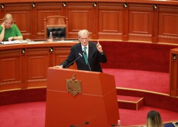 Fjalimi i Ramës për Kosovën, Berisha: Është shkruar nga zyrat e Vuçiç