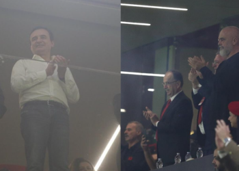 As Kombëtarja nuk i bashkoi, Rama dhe Kurti e ndoqën ndeshjen në tribuna të ndara