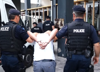 Kokainë e fara kanabisi, policia arreston 2 shpërndarësit në Gjirokastër