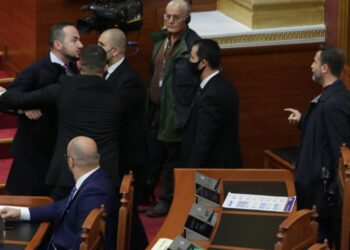 Kuvendi mbylli punimet, Salianji: Nuk ka për të pasur normalitet