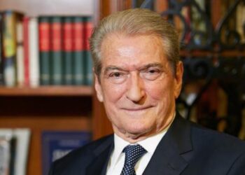 Privatizimi i ish-kompleksit Partizani, Berisha  ia “faturon” Fatos Nanos