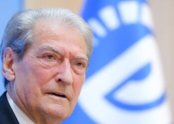 Ndërpritet gjyqi për Sali Berishën, zbardhet arsyeja