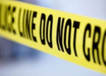 “Çmendet 49-vjeçari në Tiranë, lag me benzinë veten dhe bashkëshorten  (EMRI)