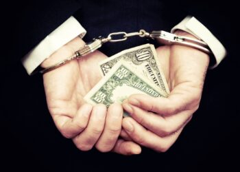 Merrnin ryshfet për të liruar makinat e bllokuara, SPAK mbyll hetimet për 2 OPGJ-të