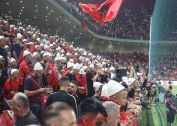 Shisnin bileta të falsifikuara, Gjykata e Tiranës jep vendimin për 2 të arrestuarit