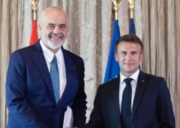 Macron takim me Ramën, firmosen disa marrëveshje