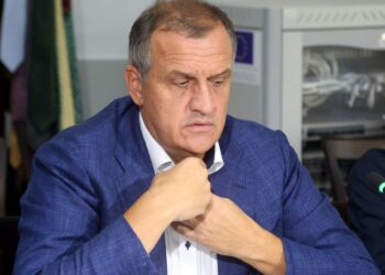 Del nga SPAK-u, Beqaj për gazetarët: Tenderi i sterilizimit, gjë e mirë për spitalet