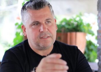 “Pabesi e turpshme”, shpërthen aktori Zenelaj ndaj marrëveshjes Rama-Meloni