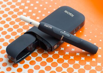 Studimi amerikan: Cigaret IQOS përmbajnë kimikate që shkaktojnë kancer