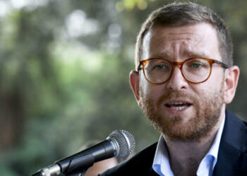 Zyrtari i PDI hedh poshtë pretendimet: Nuk kemi kërkuar përjashtimin e PS-së