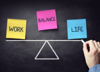 Si të gjeni balancën midis punës dhe jetës, që të ndiheni më të lumtur?