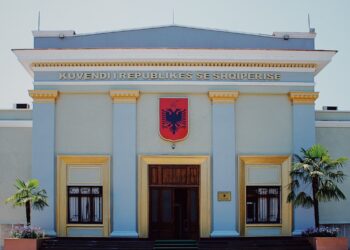 Komisionet Hetimore, PS depoziton në Kuvend kërkesë për ndryshimin e ligjit