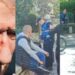 “Kam punë me doktorin”/ Policia alarmohet nga i riu para Kuvendit të Shqipërisë