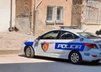 57-vjeçari ra nga lartësia, e pëson keq administratori i kompanisë në Vlorë