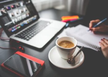 Punën në distancë/ Shqipëria pozicionohet në vendin e 51-të nga 108 vende të botës