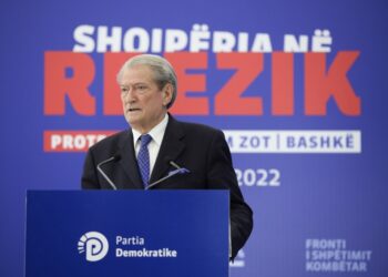 Votëbesimi, Berisha: Humbja e zgjedhjeve nuk është përgjegjësi e imja, ato u vodhën