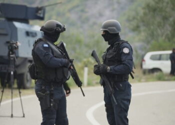 Çfarë po ndodh në veri të Kosovës? Autoritetet kryejnë bastisje në dogana