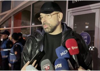 Njeriu i Olsi i Ramës, El Pais: Mashtrimi global i mijëra qytetarëve