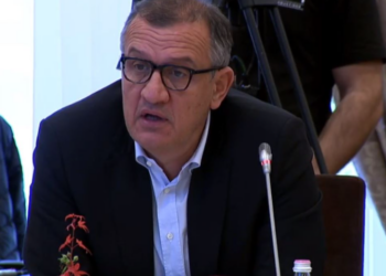 Drejtor i Donacioneve të Huaja/ Beqja zëvendësohet nga sekretarja e Mirela Kumbaros