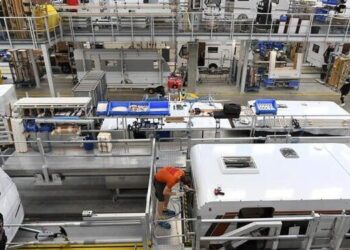 Rënie e fortë e industrisë, bie prodhimi me 14.4%, fillojnë shkurtimet e punonjësve