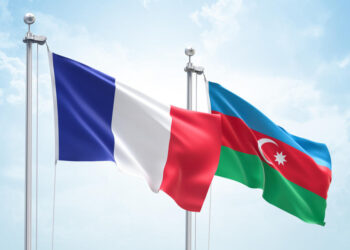 Përçarje mes tyre? Azerbajxhani dëbon dy diplomatë francezë