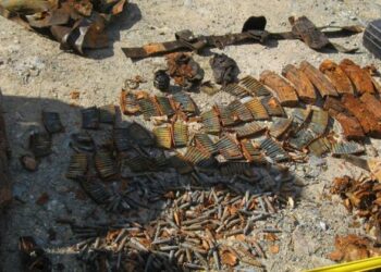 Kapet një arsenal i madh municioni luftarak në Gramsh, detajet e para