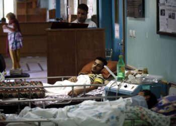 OBSH: Nuk ka spitale funksionale në veri të Gazës