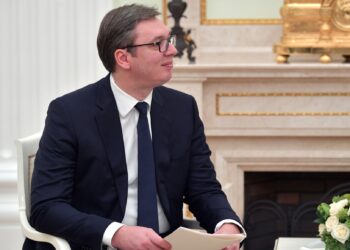 Vuçiç nga samiti në Dubai: Zgjedhjet në Serbi mund të mos mbahen