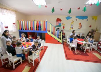 2024/ Bashkia Tiranë: Të rriten tarifat e ushqimit për fëmijët në kopshte dhe çerdhe