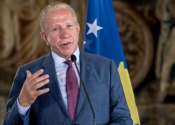 Behgjet Pacolli reagon pas arrestimit të ish-këshilltarit për vrasjen e gruas