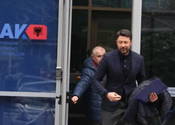 Gërdeci/ Shkëlzen Berisha pas seancës në GJKKO: Teatër politik me mua dhe babain tim