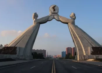 Tensionohet situata midis 2 Koreve, shkatërrohet ‘Harku i Ribashkimit’