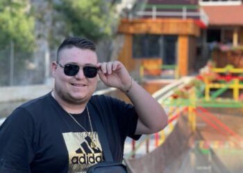 “Tempulli”, kush është anëtari i këshillit bashkiak në Elbasan që u arrestua