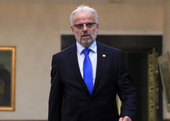 Talat Xhaferi kryeministër i RMV, Berisha: Akt historik jo vetëm për shqiptarët