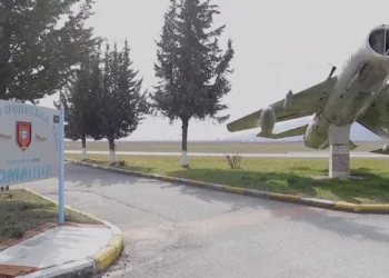 Ndërtimi i infrastrukturës në bazën ajrore të Kuçovës, KPP i jep “ok” ministrisë