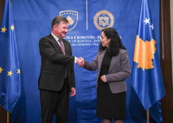 Osmani takon Lajçakun: Zgjedhjet në veri duhet të mbahen pa vonesa