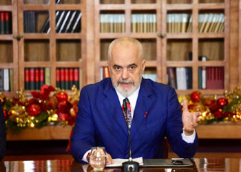 Rama propozon krijimin e ministrisë për Administratën Publike dhe Antikorrupsionin