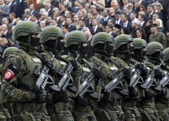 Serbia propozon rikthimin e shërbimit të detyrueshëm ushtarak, cila është arsyeja?