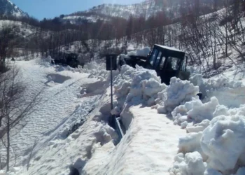 ARRSH njofton për situatën në Theth, apeli për shoferët