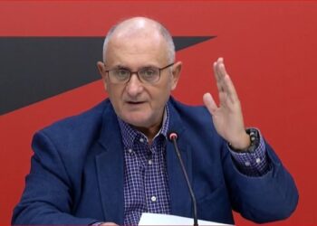 Masa disiplinore ndaj Tedi Blushit, reagon nënkryetari i PL-së, Petrit Vasili