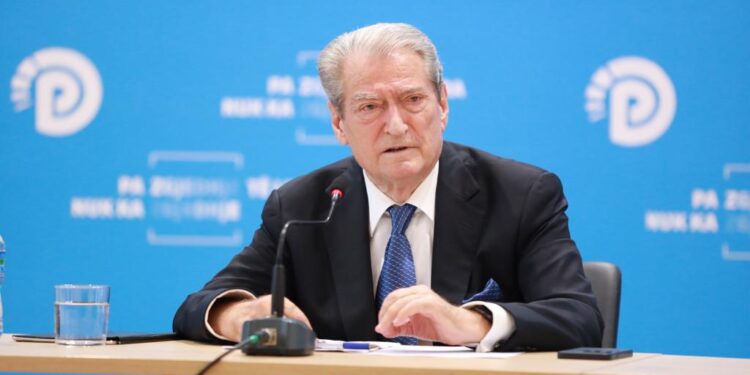 Berisha akuzon Ramën: Ja si e ka blerë Gjykatën Kushtetuese