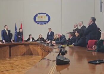 Opozita shkaktoi kaos/ Ja kur mblidhet Komisioni i Reformës Zgjedhore