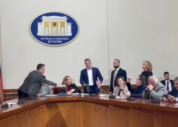 U bllokua nga opozita/ Komisioni i Reformës Zgjedhore mblidhet të premten, detajet