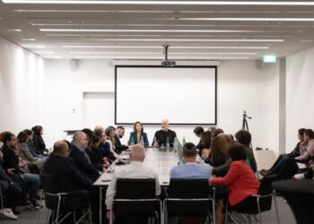 Vota e emigrantëve/ Edi Rama tregon arsyen se përse nuk realizohet