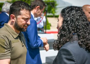 Vjosa Osmani para Samitit në Tiranë: Do të kërkojmë njohjen e Kosovës