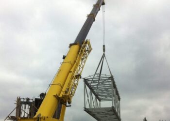 Itali/ Pllaka e betonit zë poshtë punëtorin shqiptar