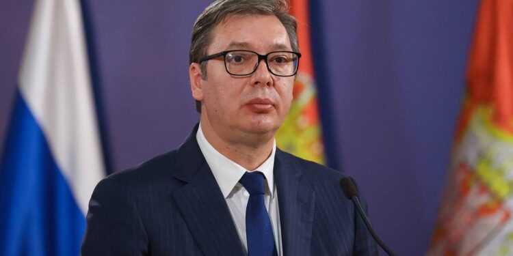 Dinari serb del nga qarkullimi/ Vuçiq: Sulm ndaj të gjitha marrëveshjeve