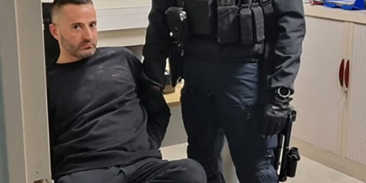 Ushqente derrat me viktimat e tij, arrestohet mafiozi italian