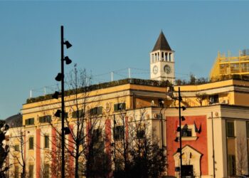 Pas Durrësit, Integrated Energy merr në një ditë 1.5 mln euro nga Bashkia e Tiranës